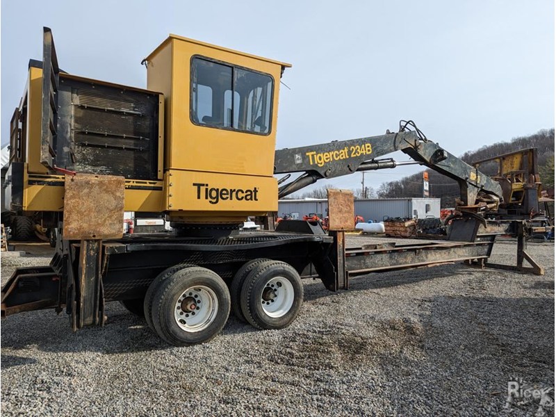 2016 Tigercat 234B Log Loader